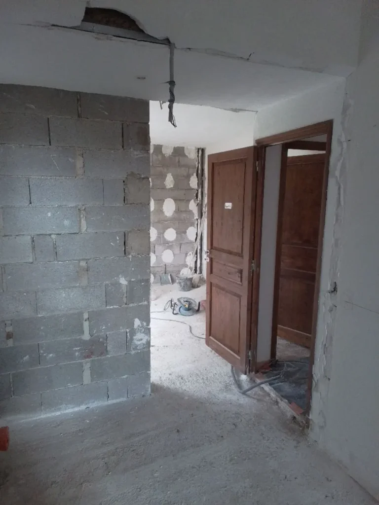 Rénovation d'une bastide à Mons Chassagne par APC Architectes à Callian